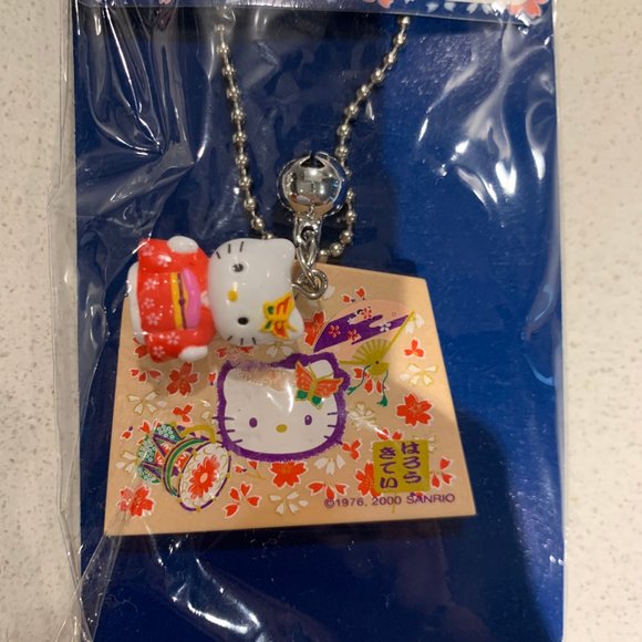 HELLO KITTY 2000 VINTAGE 'EMA' WISH BOARD CHARM - Picture 6 of 9